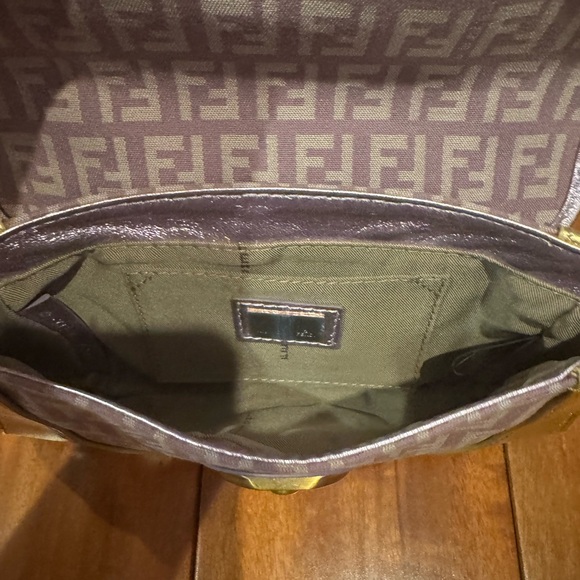 Fendi Pink and Gold Clutch - Picture 5 of 8